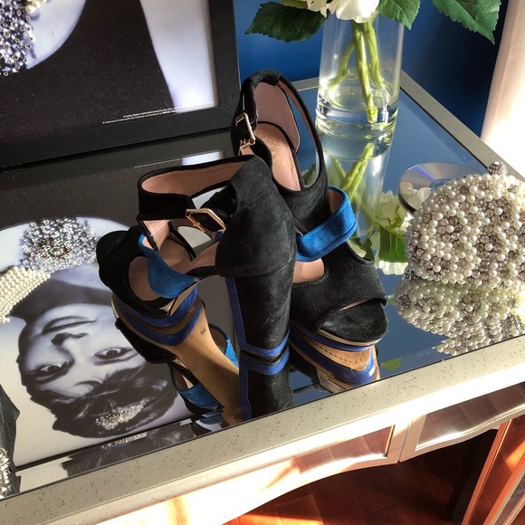Vince Camuto Shoes - Blue and black Vince Camuto platform suede sandals